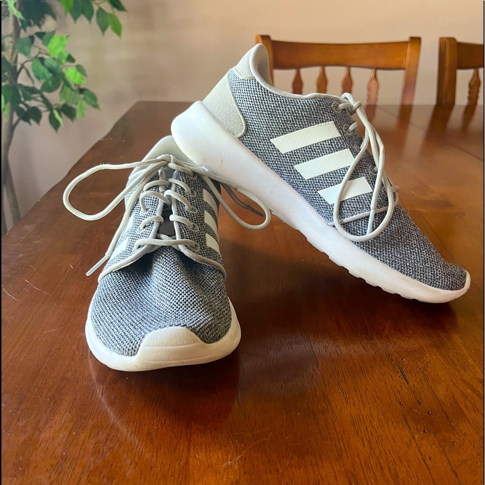Adidas cloud foam grey running shoes